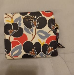 Kate Spade Cameron Breezy Wallet